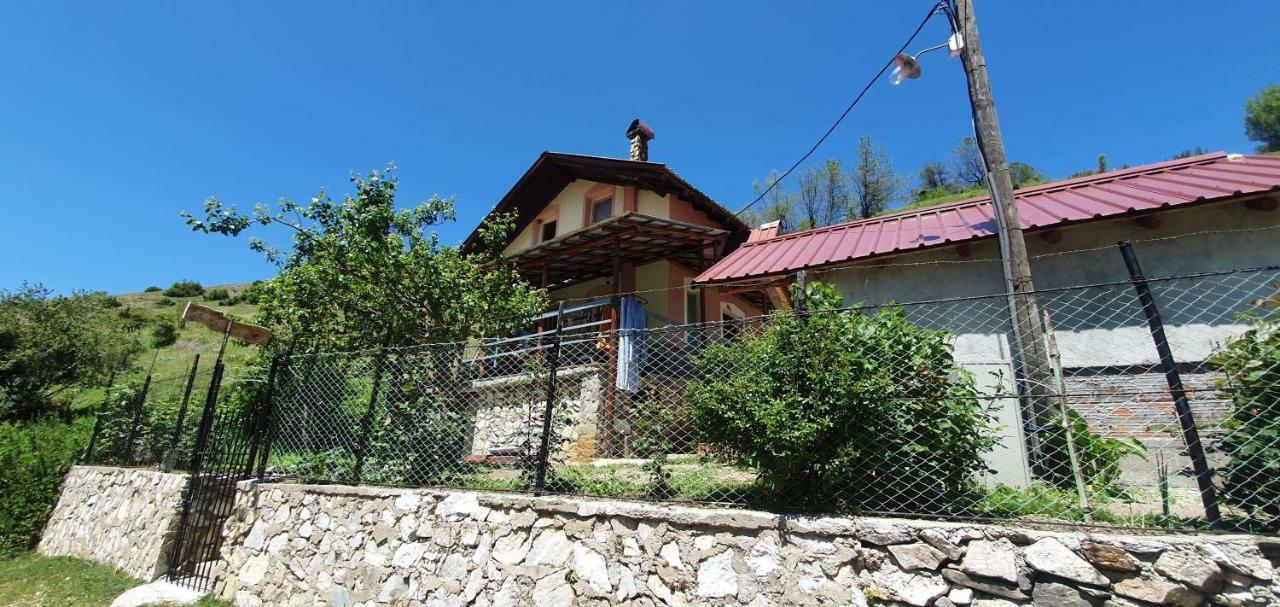 Villa Vrbena מראה חיצוני תמונה